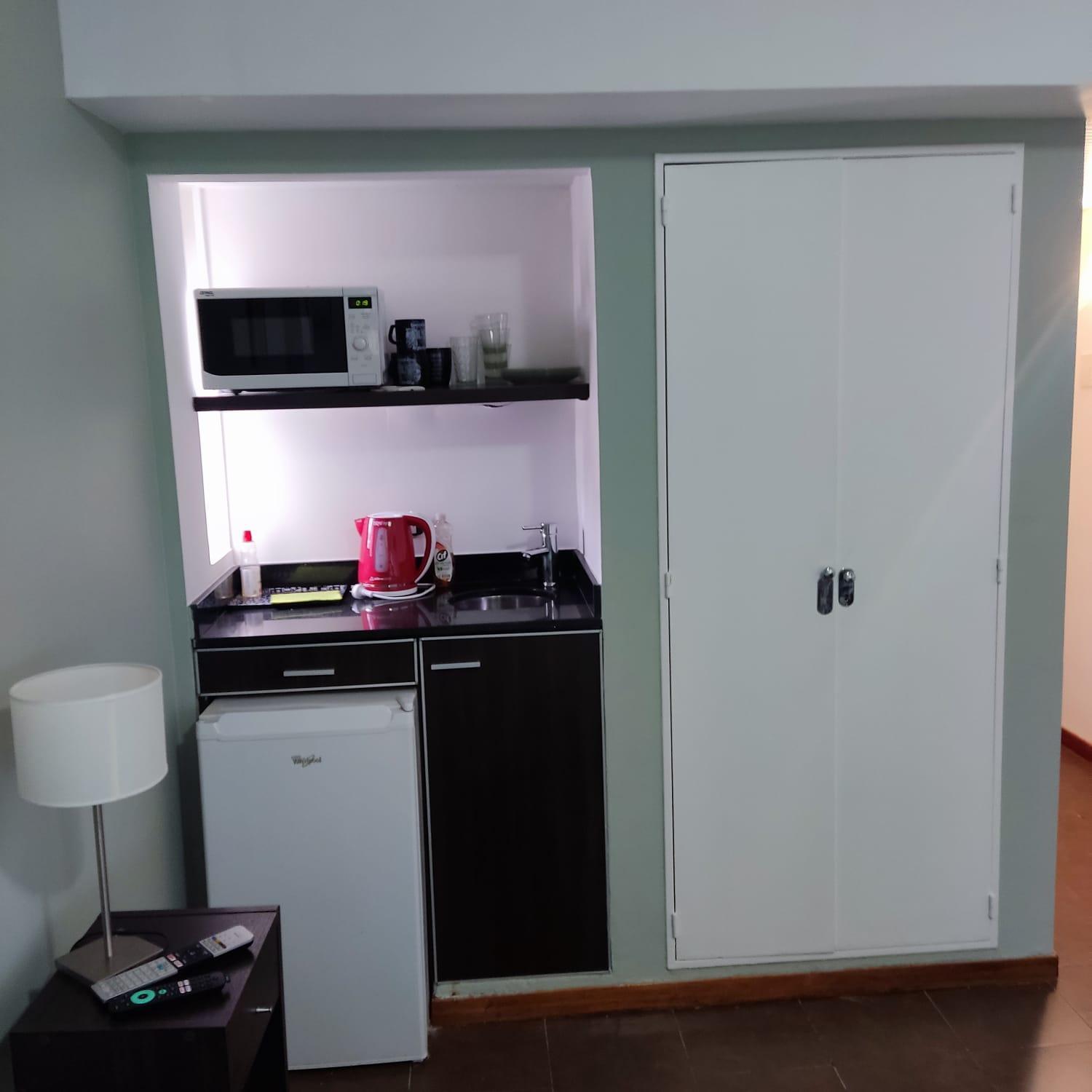 Center Apartment *